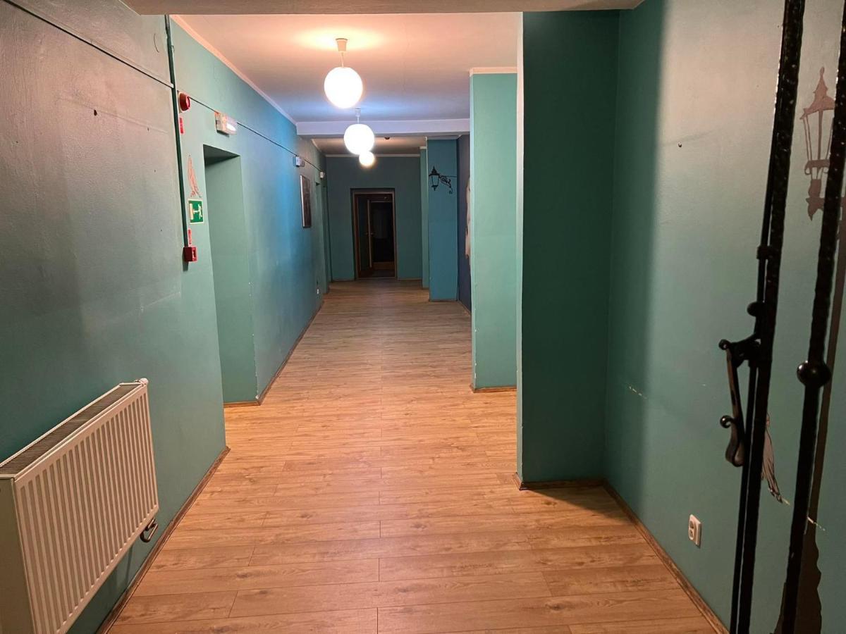 50 People Bis Apartment Krasków Eksteriør bilde