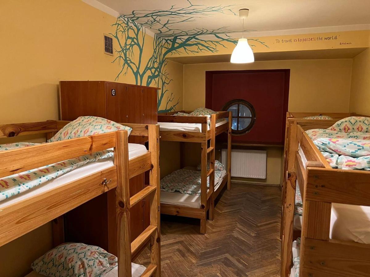 50 People Bis Apartment Krasków Eksteriør bilde