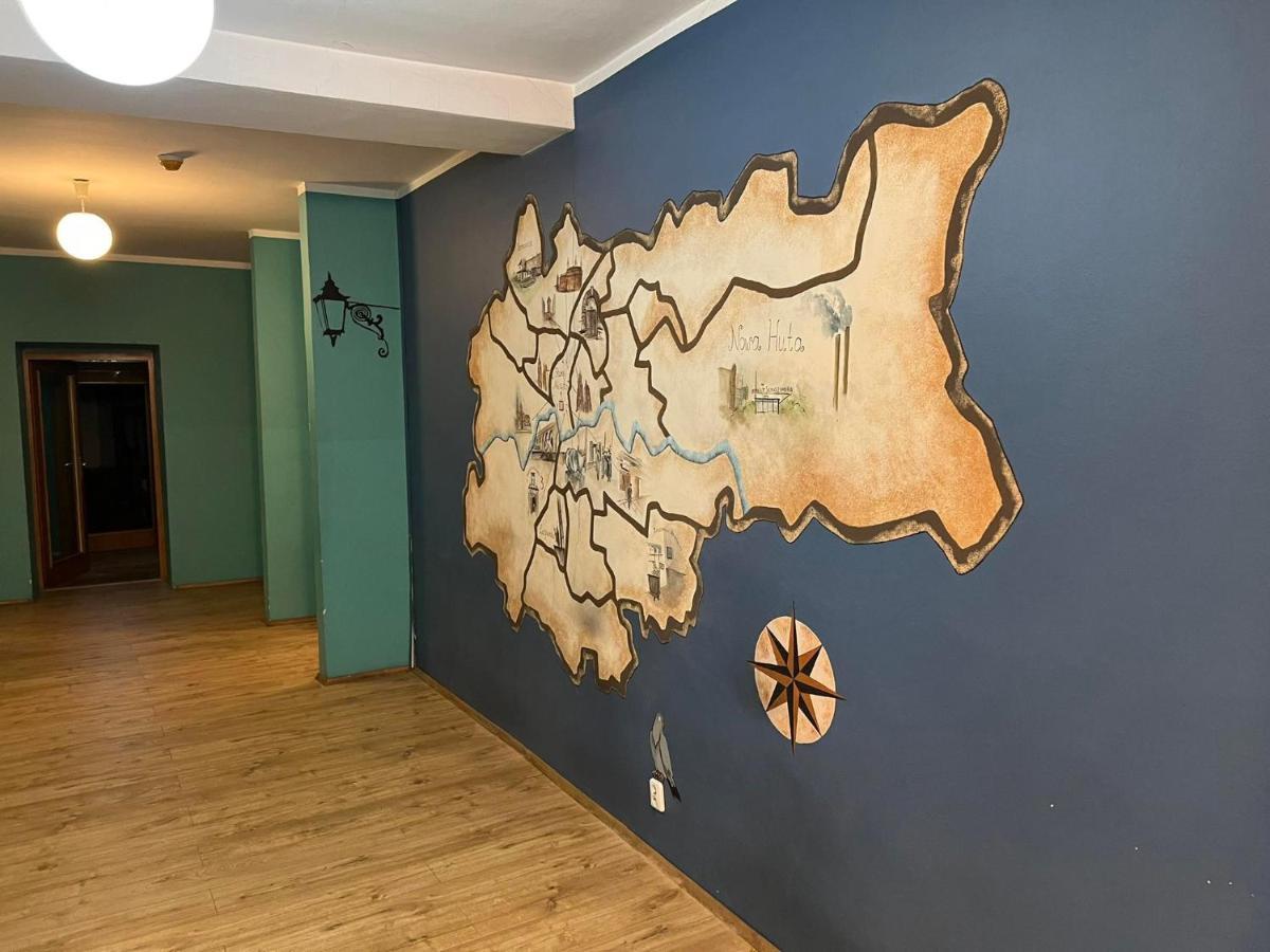 50 People Bis Apartment Krasków Eksteriør bilde
